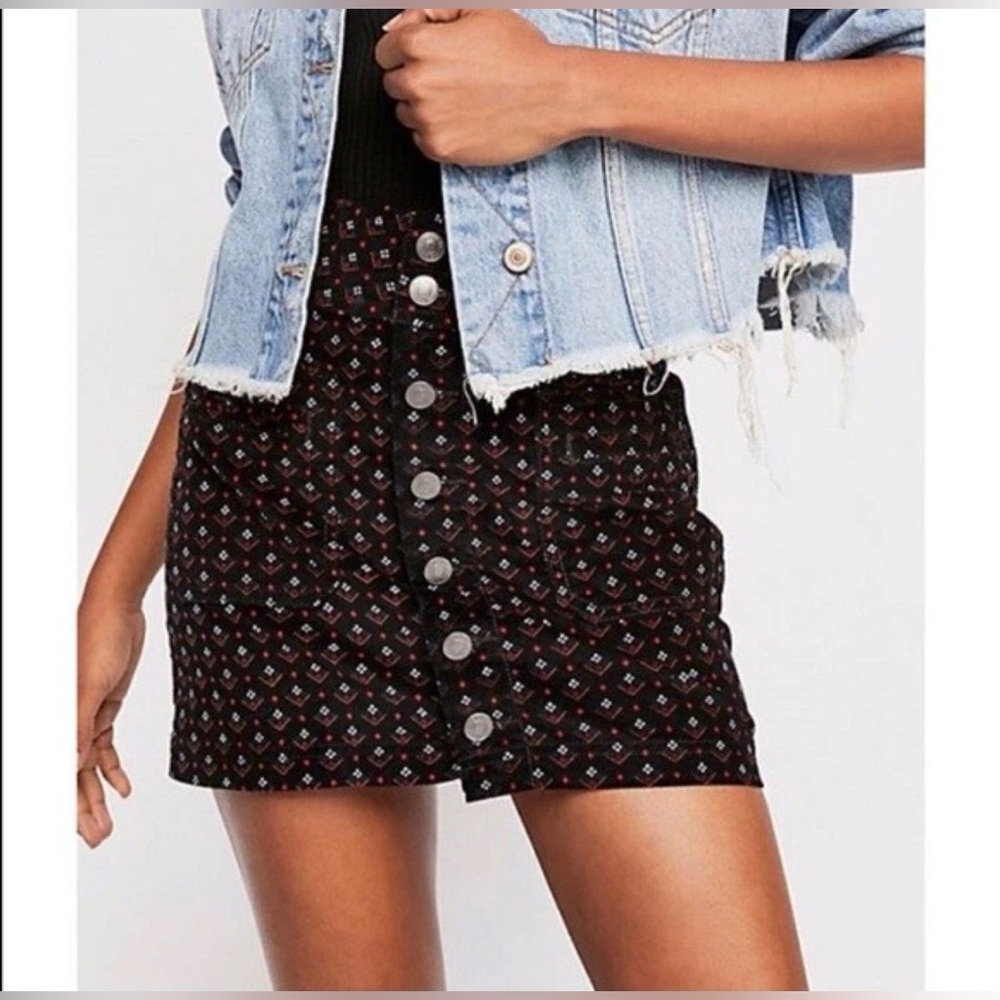 FREE PEOPLE We The Free Black Mini Skirt with Red & White Floral Motif